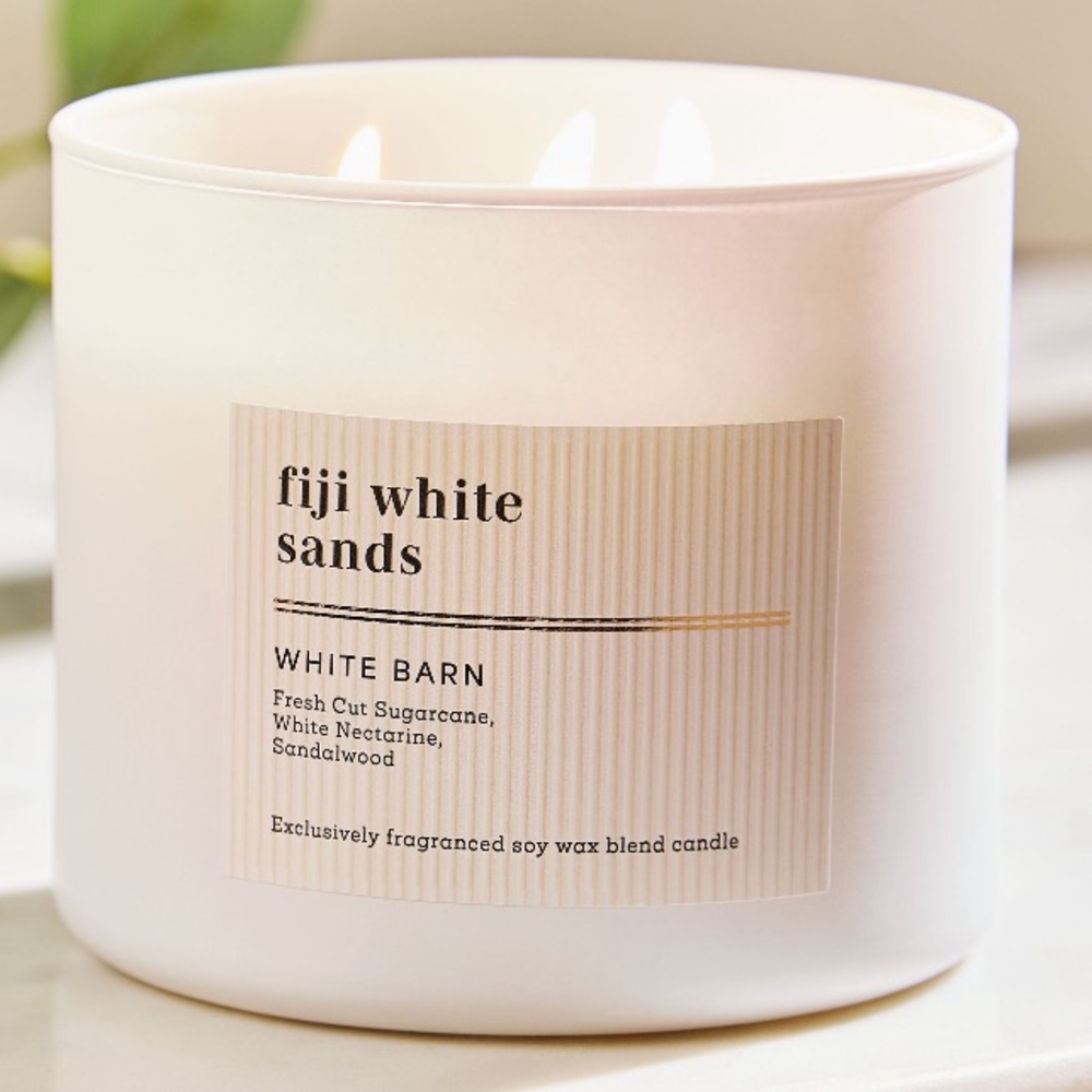 “FIJI WHITE SANDS” 3-Wick Scented Candle by B&BW / WB, 14.5 oz / 411 g, NWTag